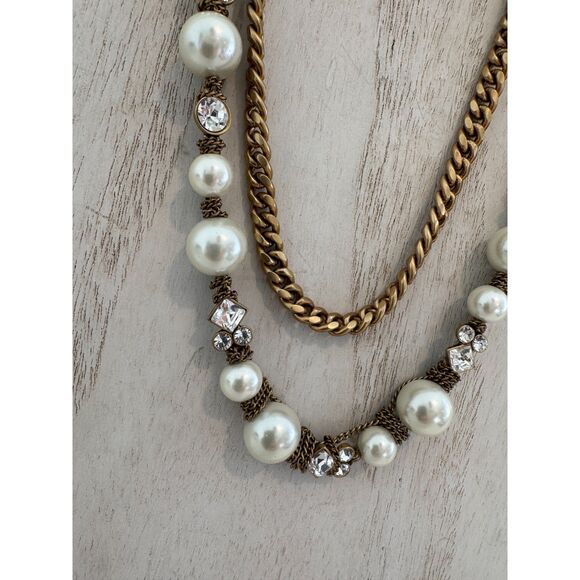 Givenchy Necklace Chic Pearls and Crystals Gold Tone Chain - Picture 5 of 5